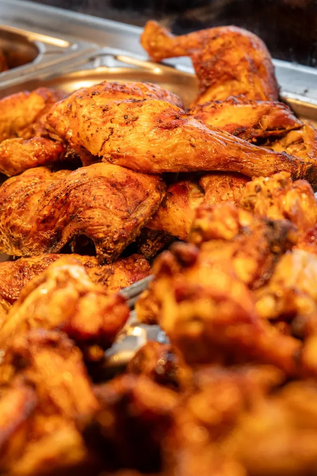 Poulet grillé et mariné 24h en vitrine